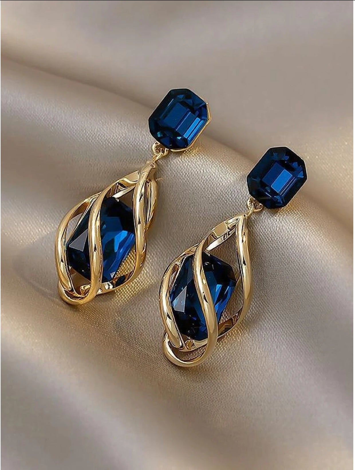 Sapphire Blue earrings